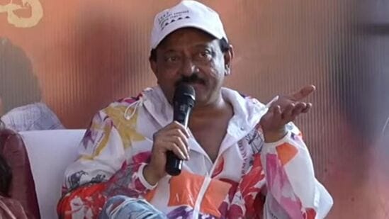 పవన్ కల్యాణ్ సినిమాను డైరెక్ట్ చేస్తారా?, సందీప్ రెడ్డి వంగాతో మూవీ ఉంటుందా? రామ్ గోపాల్ వర్మ ఆన్సర్స్ ఇవే!
పవన్ కల్యాణ్ సినిమాను డైరెక్ట్ చేస్తారా?, సందీప్ రెడ్డి వంగాతో మూవీ ఉంటుందా? రామ్ గోపాల్ వర్మ ఆన్సర్స్ ఇవే!